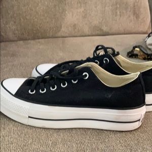 Platform converse women’s shoe